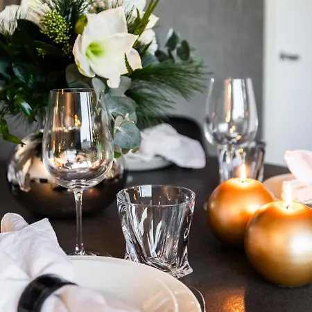 Santa's Luxury 3 Apartment *